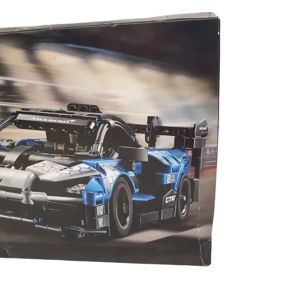 LEGO Technic McLaren Senna GTR 42123 Model Building Kit 830 Pieces NEW RETIRED - Picture 3 of 11